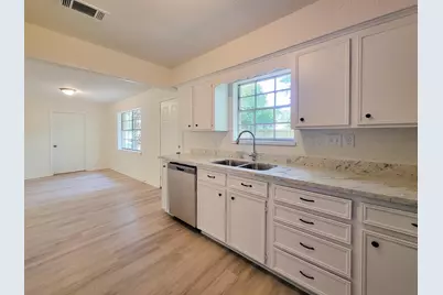 6 Sowell Lane, Huntsville, TX 77320 - Photo 8