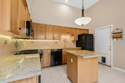 2040 Glencove Drive, Seabrook, TX 77586 - Photo 4