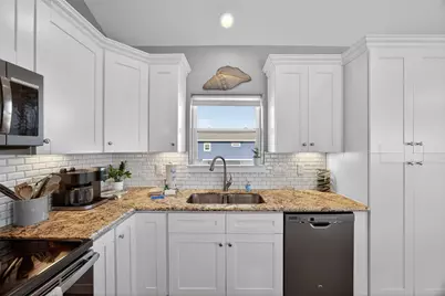 18607 Warrior Road, Galveston, TX 77554 - Photo 14