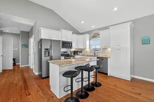 18607 Warrior Rd, Galveston, TX 77554 - Photo 12