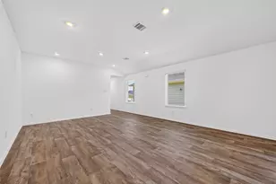 3030 Holland Lakes Dr, Fulshear, TX 77441 - Photo 10