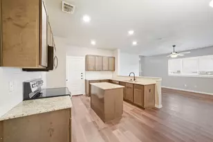 9709 Grosbeak Ln, Magnolia, TX 77354 - Photo 8