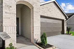 3318 Bonnie Hts St, Fulshear, TX 77441 - Photo 2