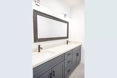 8208 Knox Street, Houston, TX 77088 - Photo 12