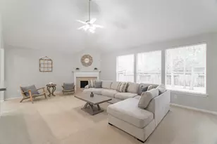 27 Gilmore Grove Pl, The Woodlands, TX 77382 - Photo 8