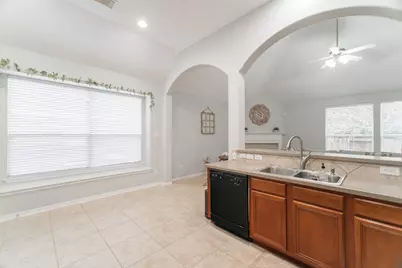 27 Gilmore Grove Place, The Woodlands, TX 77382 - Photo 18