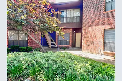 3130 SW Walnut Bend Lane #409, Houston, TX 77042 - Photo 2