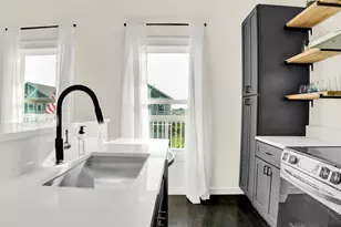 1028 Sunset Circle W, Crystal Beach, TX 77650 - Photo 20