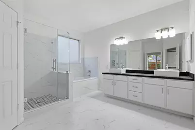 11022 Collingswood Drive, La Porte, TX 77571 - Photo 14