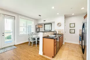 26441 Cat Tail Dr, Galveston, TX 77554 - Photo 10