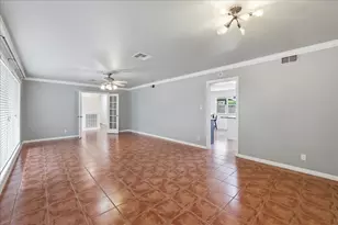 3875 Kenwood Dr, Beaumont, TX 77706 - Photo 20