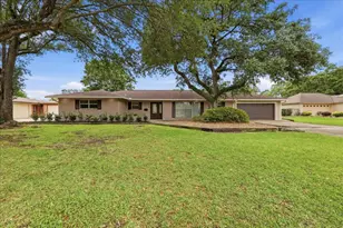 3875 Kenwood Dr, Beaumont, TX 77706 - Photo 1