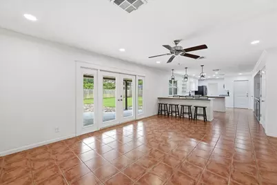 3875 Kenwood Drive, Beaumont, TX 77706 - Photo 10