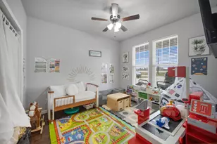 515 Dahila St, Waller, TX 77484 - Photo 26