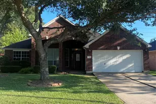 8312 Spinnaker Bay Ln, Pearland, TX 77584 - Photo 1