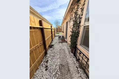 3359 Strong Winds Drive, Houston, TX 77014 - Photo 14