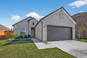 2220 Manila Ln, Texas City, TX 77568 - Photo 2