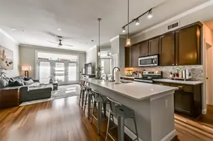 300 St Joseph Pkwy, Houston, TX 77002 - Photo 4