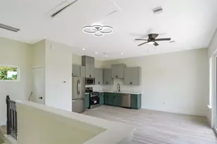 1315 Knight St, Houston, TX 77022 - Photo 6