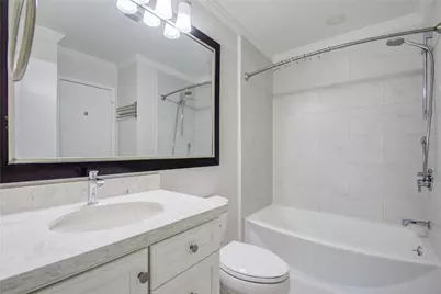 2910 Grants Lake Boulevard #1801, Sugar Land, TX 77479 - Photo 16