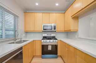 2910 Grants Lake Blvd, Sugar Land, TX 77479 - Photo 8