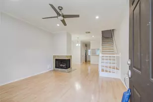 2910 Grants Lake Blvd, Sugar Land, TX 77479 - Photo 4