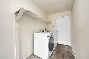 7410 La Pl Dr, Houston, TX 77083 - Photo 32