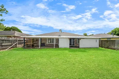 7410 La Place Drive, Houston, TX 77083 - Photo 38