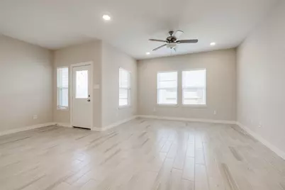 1539 Revolution Way, Missouri City, TX 77459 - Photo 8