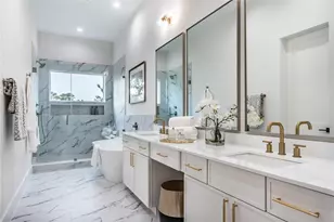 1606 Janak Garden Ln, Houston, TX 77055 - Photo 12