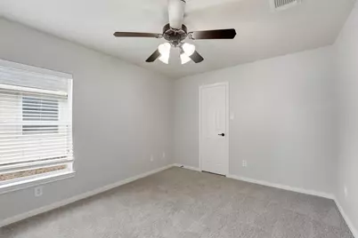 115 S Rocky Point Circle, The Woodlands, TX 77389 - Photo 24