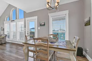 3902 Warrior Ct, Galveston, TX 77554 - Photo 16