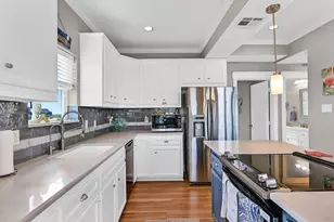 3902 Warrior Ct, Galveston, TX 77554 - Photo 20