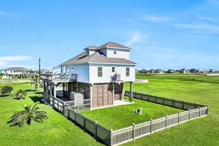 3902 Warrior Ct, Galveston, TX 77554 - Photo 40