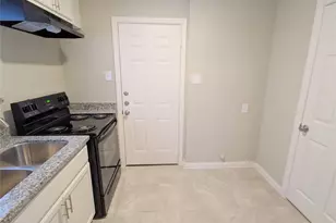 505 13th St N, Texas City, TX 77590 - Photo 6
