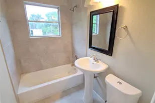 505 13th St N, Texas City, TX 77590 - Photo 10