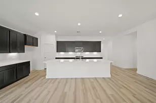 4109 Hidden Autumn Ln, League City, TX 77573 - Photo 4