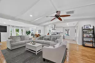 6822 Hartland St, Houston, TX 77055 - Photo 14