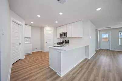 803 Clear Valley Lane, Dayton, TX 77535 - Photo 4