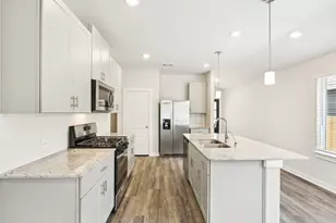 18721 Timber Gln Dr, Montgomery, TX 77316 - Photo 4