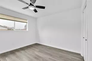 1 S Heights St, La Marque, TX 77568 - Photo 16