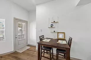 1224 Welch St, Houston, TX 77006 - Photo 4