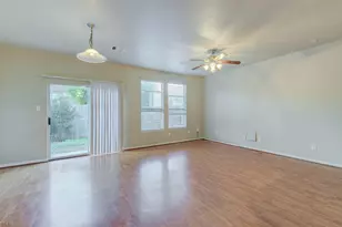 13146 Lawsons Creek Ln, Houston, TX 77072 - Photo 16