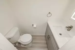 17441 Red Oak Dr, Houston, TX 77090 - Photo 14