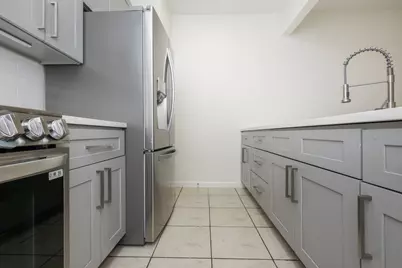 17441 Red Oak Drive #7441, Houston, TX 77090 - Photo 4