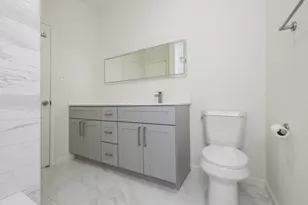17441 Red Oak Dr, Houston, TX 77090 - Photo 8