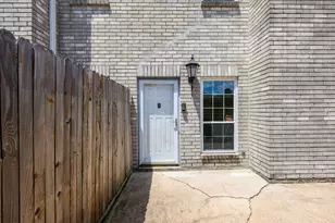 17441 Red Oak Dr, Houston, TX 77090 - Photo 16