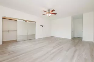 17441 Red Oak Dr, Houston, TX 77090 - Photo 6