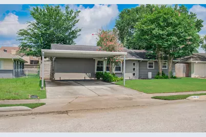 1918 Huge Oaks Street, Houston, TX 77055 - Photo 8