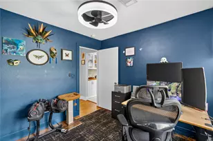 1918 Huge Oaks St, Houston, TX 77055 - Photo 24